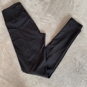 Victoria’s Secret leggings